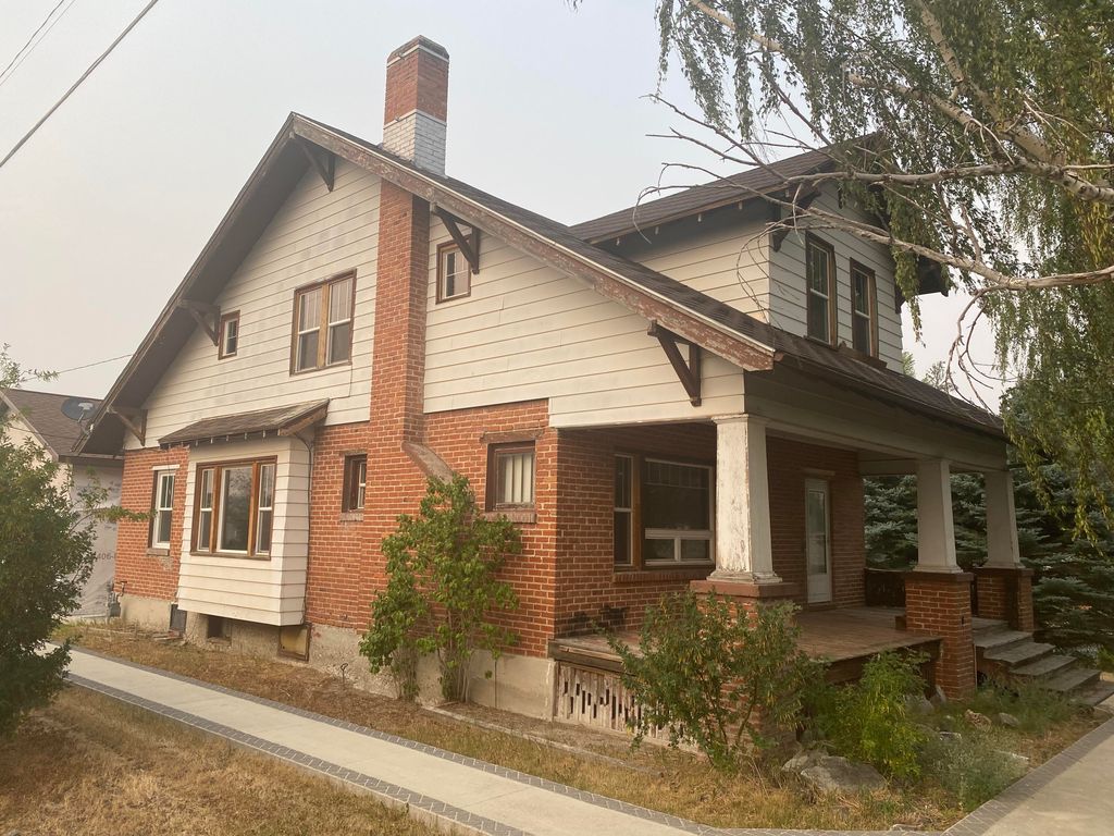 325 W Milwaukee Ave, Deer Lodge, MT 59722