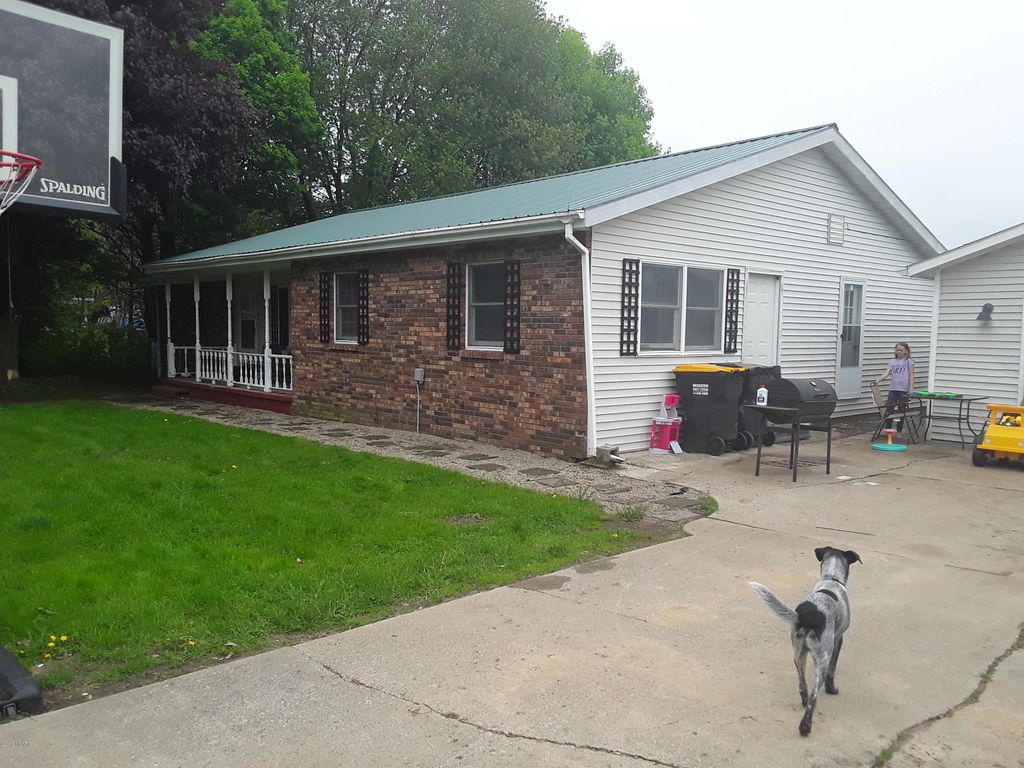 313 Mill St, Litchfield, MI 49252 Trulia