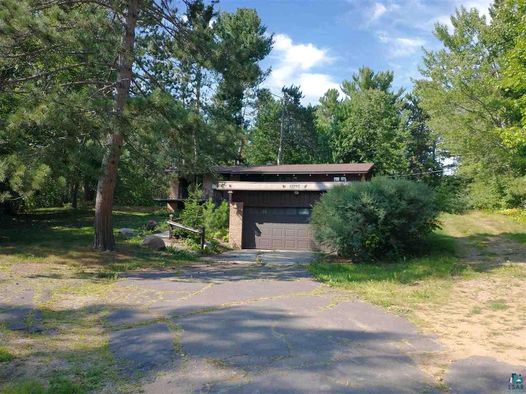 11995 Town Line Rd, Hibbing, MN 55746