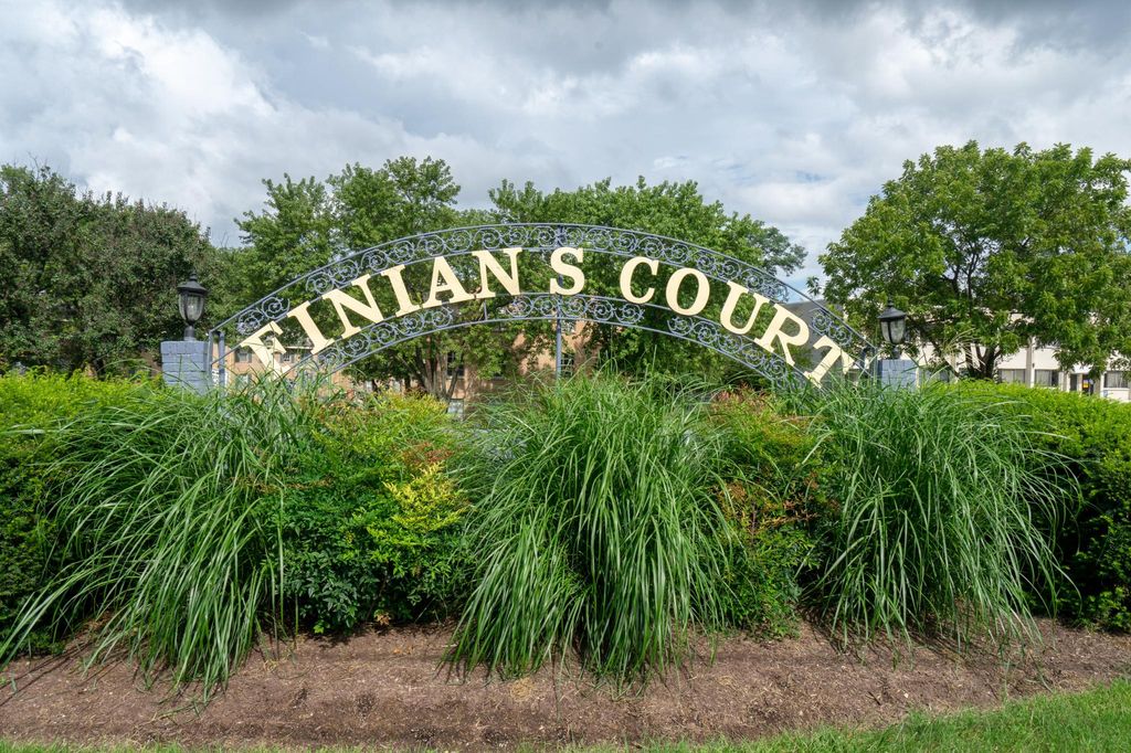 7742 Finns Ln, Lanham, MD 20706