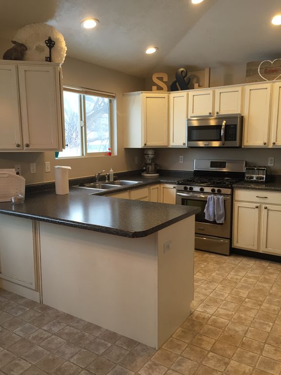 902 E 1500 N, Ogden, UT 84404