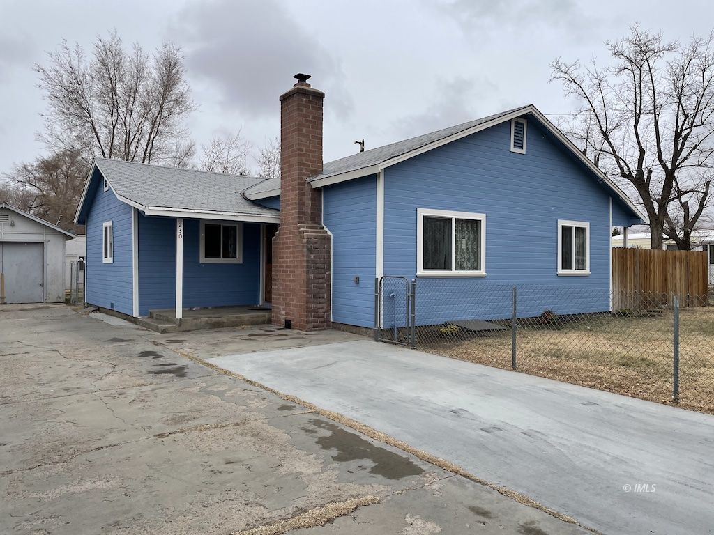 230 Center St, Big Pine, CA 93513 Trulia
