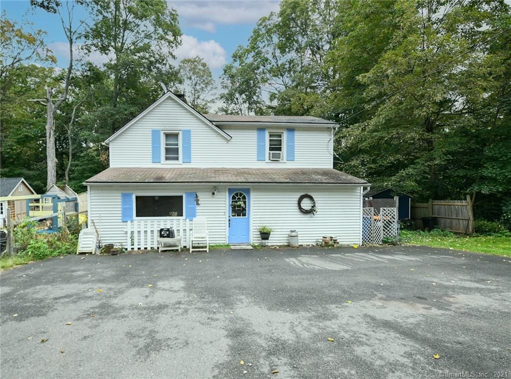 228 Spring St, Meriden, CT 06451