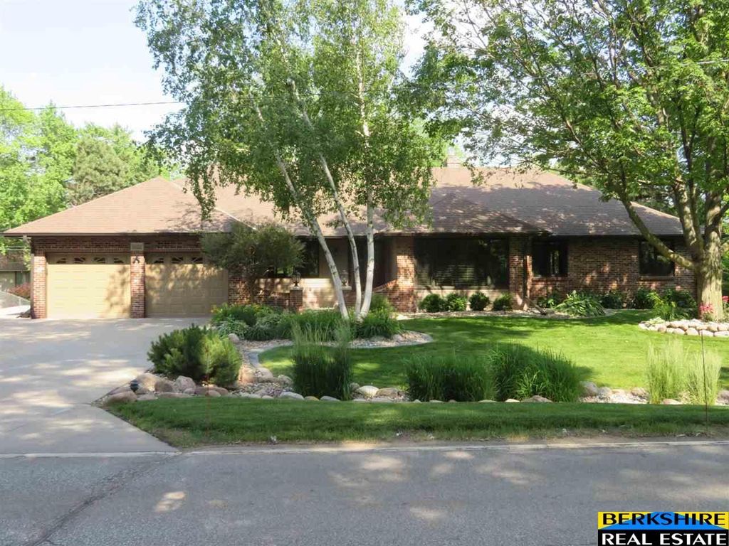 1023 Skyline Dr, Elkhorn, NE 68022 Trulia