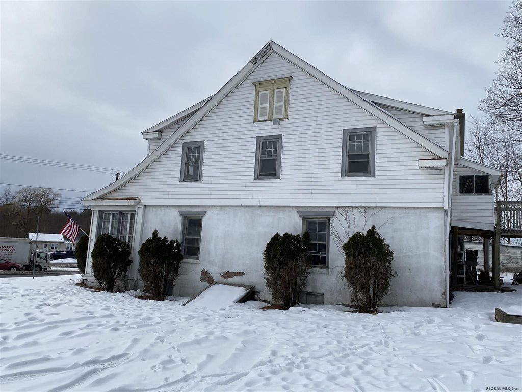 4294 US Route 20, Castleton On Hudson, NY 12033 - 6 Bed, 2 Bath Single