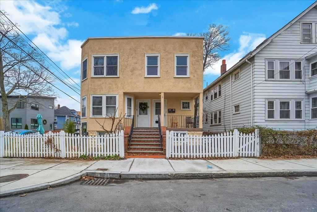 151 Dudley St #3, Cambridge, MA 02140