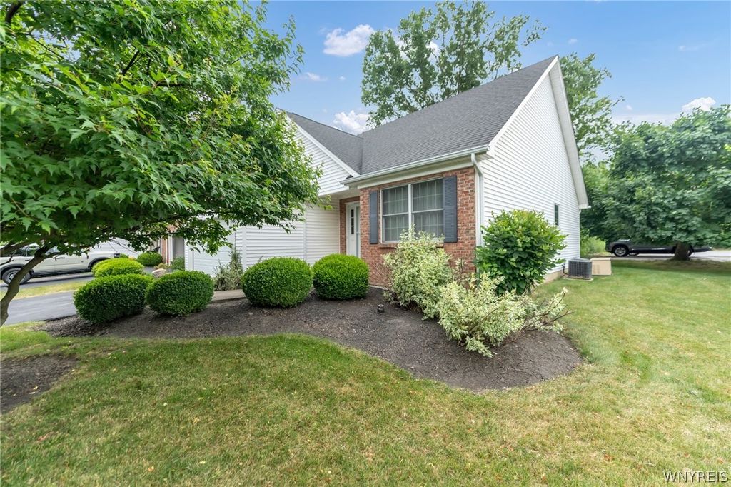 4000 Franklin St 17, Hamburg, NY 14075 MLS B1548330 Trulia