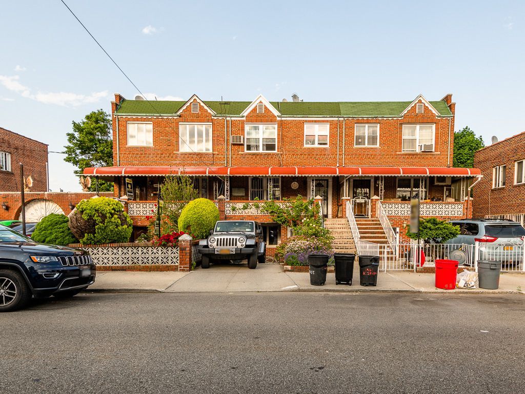 2469 Hubbard St, Brooklyn, NY 5 Bed, 3 Bath MultiFamily Home 16