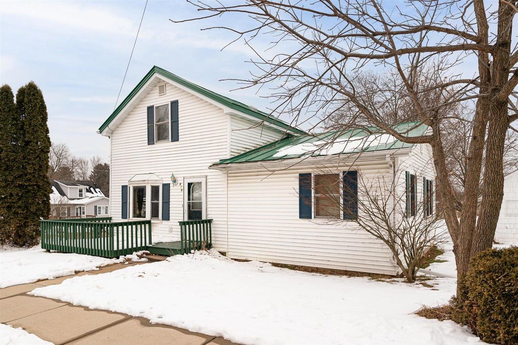 606 N East Ave, Viroqua, WI 54665 Trulia