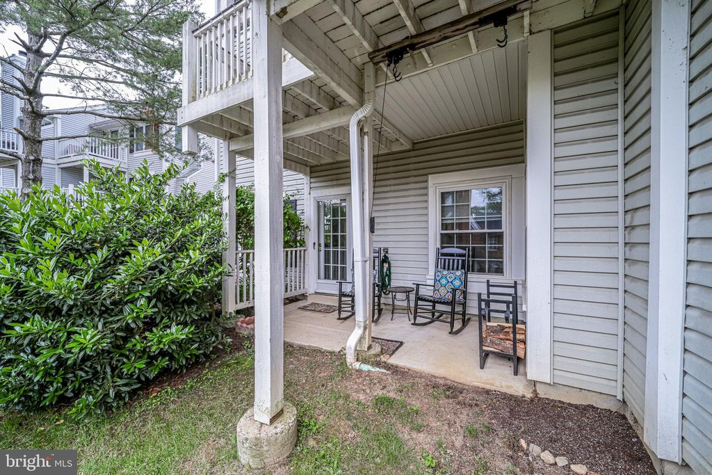 2907 S Woodley St #A, Arlington, VA 22206