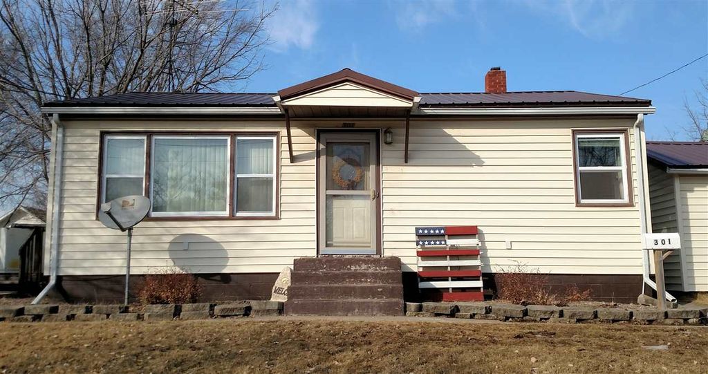 301 3rd Ave SW, Waukon, IA 52172 Trulia