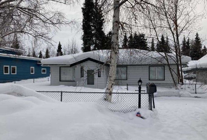 325 Eureka Ave, Fairbanks, AK 99701