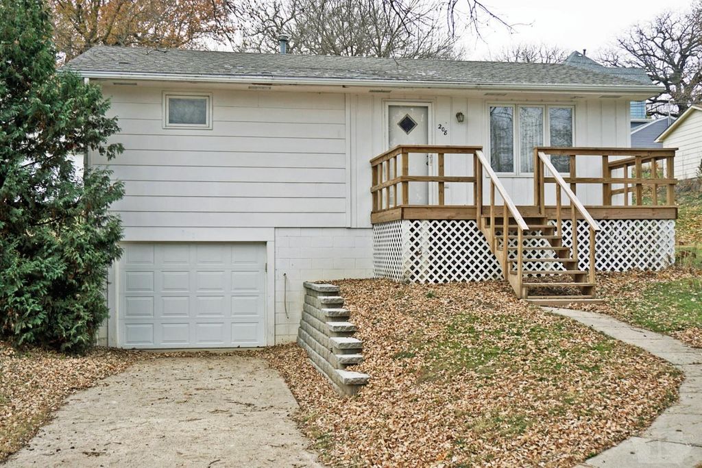 208 N Cherry St, Avoca, IA 51521 Trulia