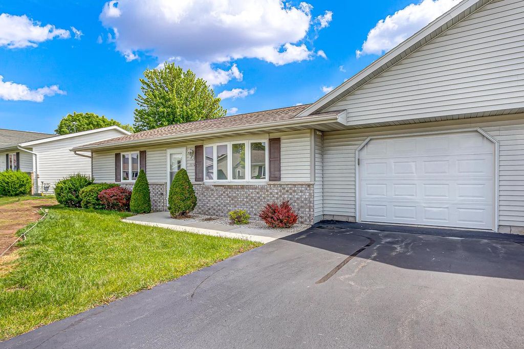 1110 Dewey St, Kiel, WI 53042 2 Bed, 1 Bath Condo MLS 1740893 21
