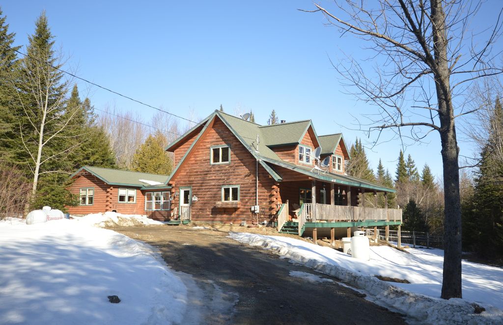 252 Tibbetts Rd, Exeter, ME 04435