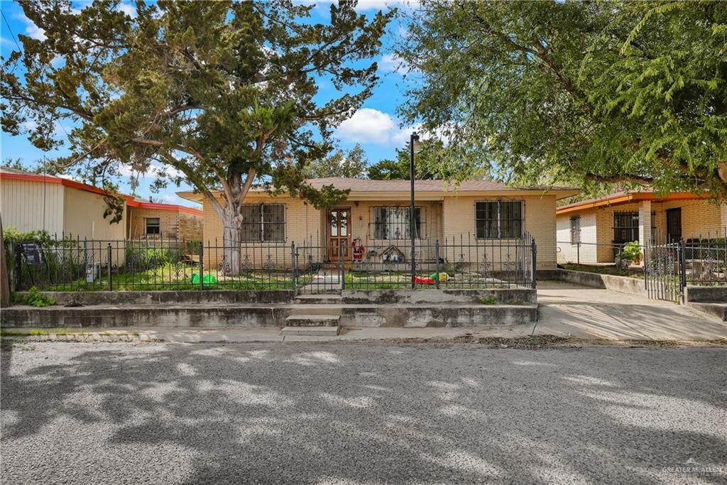 1707 N Flores St, Roma, TX 78584 MLS 396719 Trulia