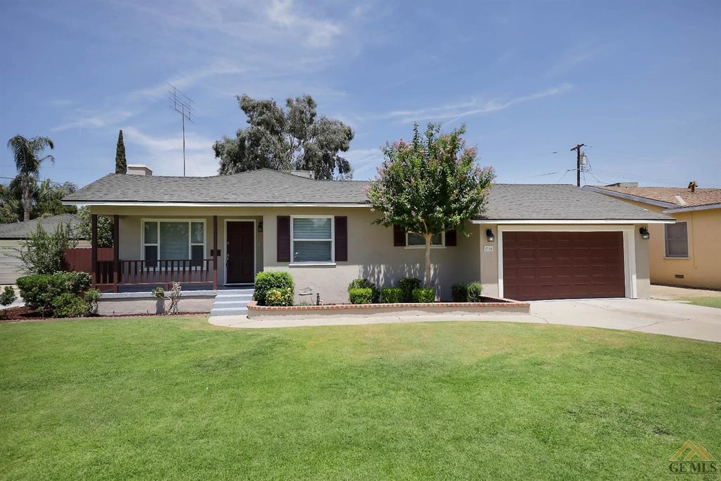 2716 Buena Vista St, Bakersfield, CA 93304