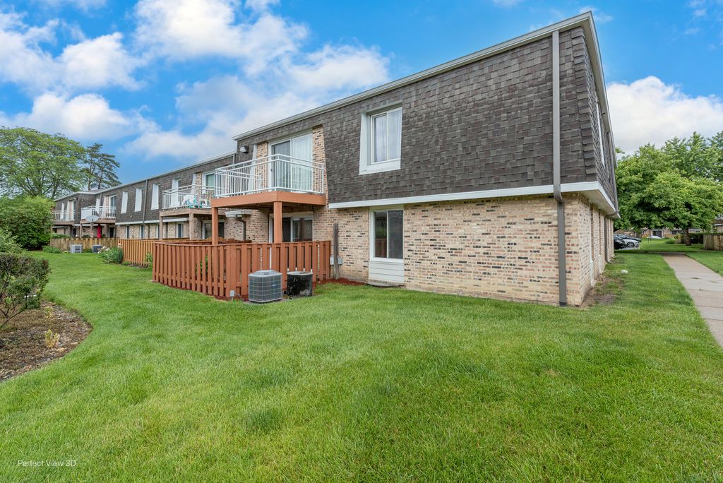 4511 Kings Walk Dr #1B, Rolling Meadows, IL 60008 - See Est. Value 