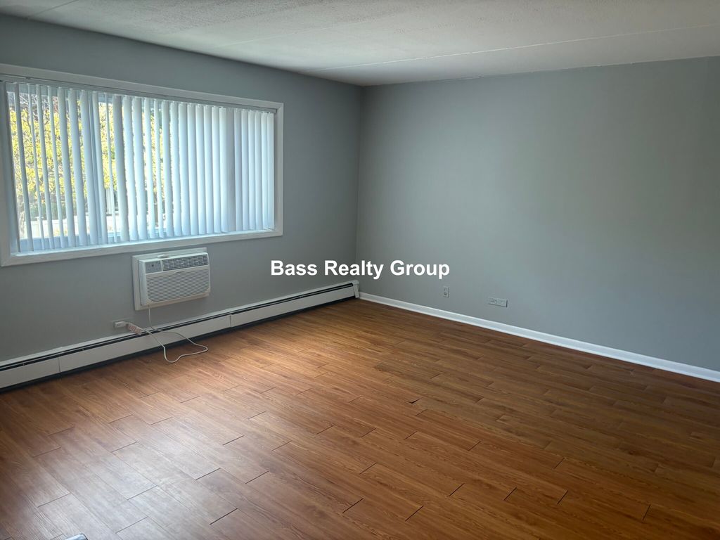 10739 S Keating Ave #206, Oak Lawn, IL 60453 - See Est. Value, Schools &  More