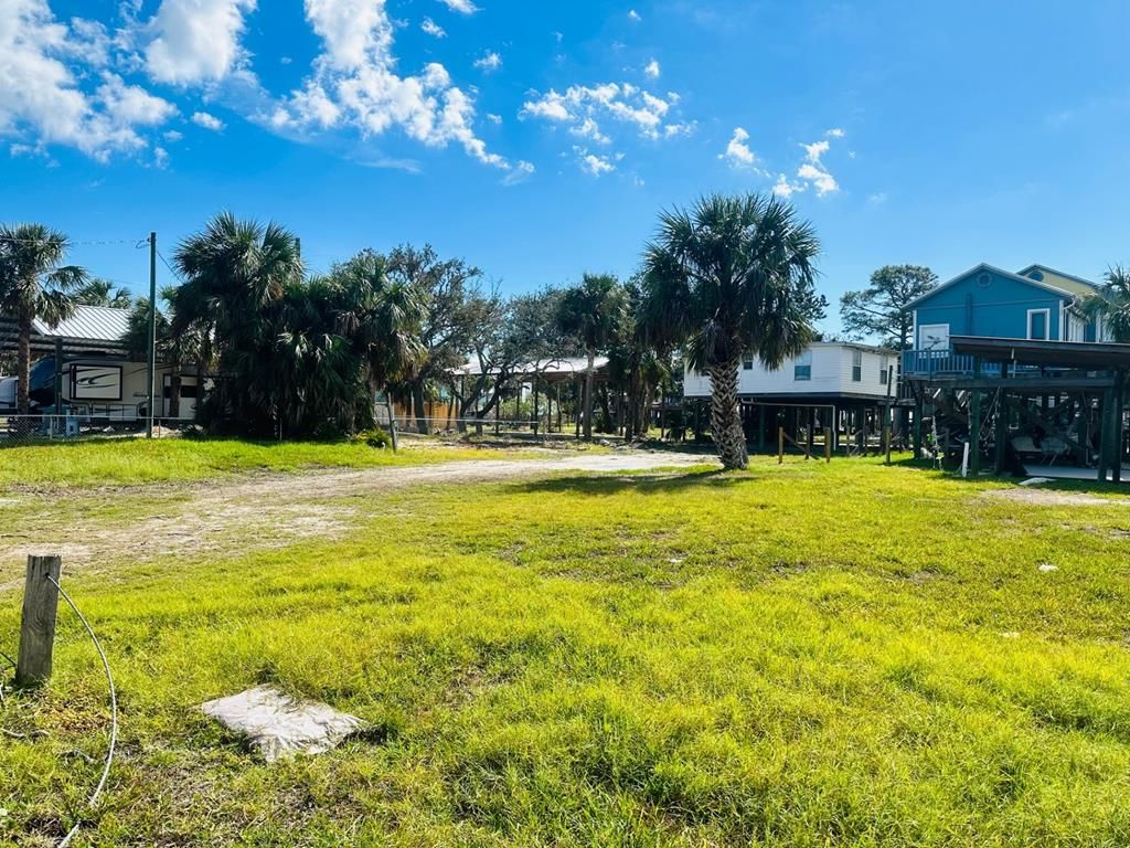 137 W 8th Ave, Horseshoe Beach, FL 32648 MLS 789548 Trulia