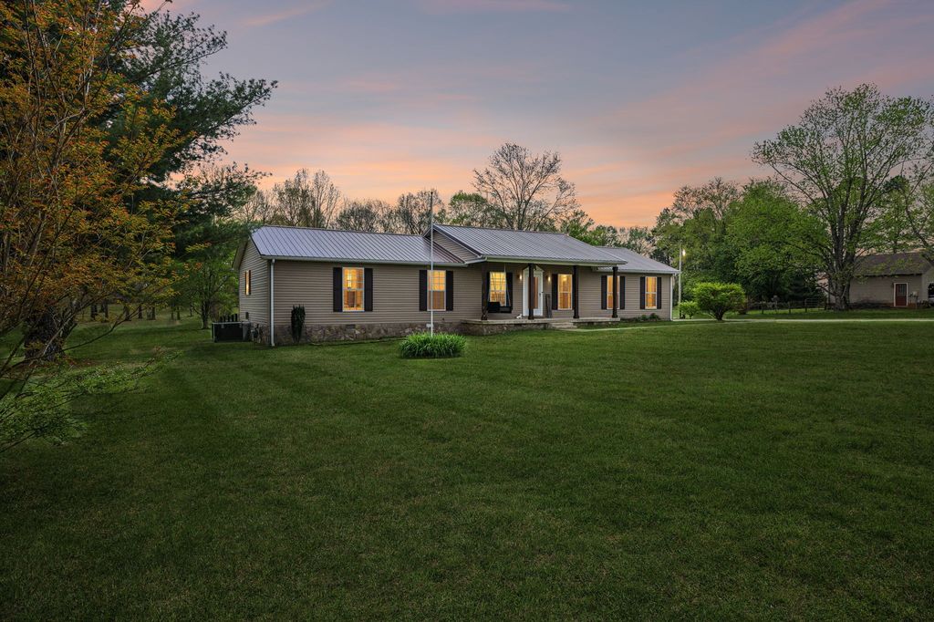 108 Perry Acres Rd, Shelbyville, TN 37160