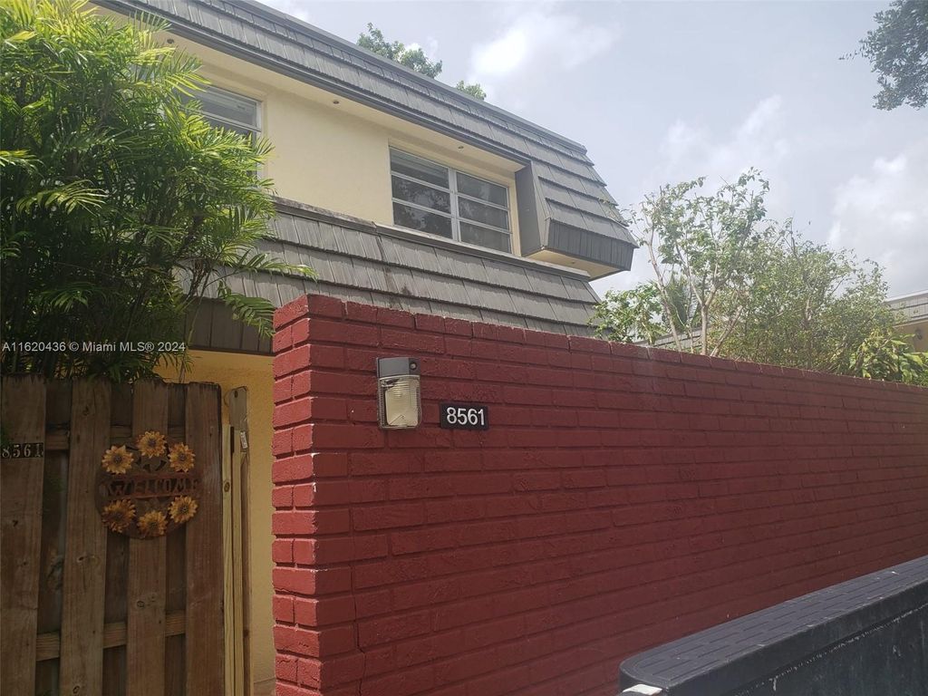 8561 SW 137th Ave #8561, Miami, FL 33183 - See Est. Value, Schools & More