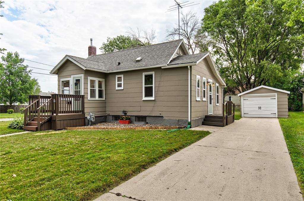 View Newton Iowa Homes For Sale Images
