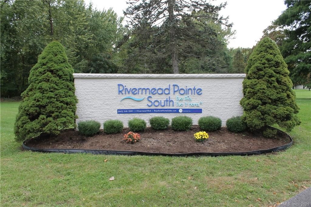 20 Shawnee Rd, East Hartford, CT 06118