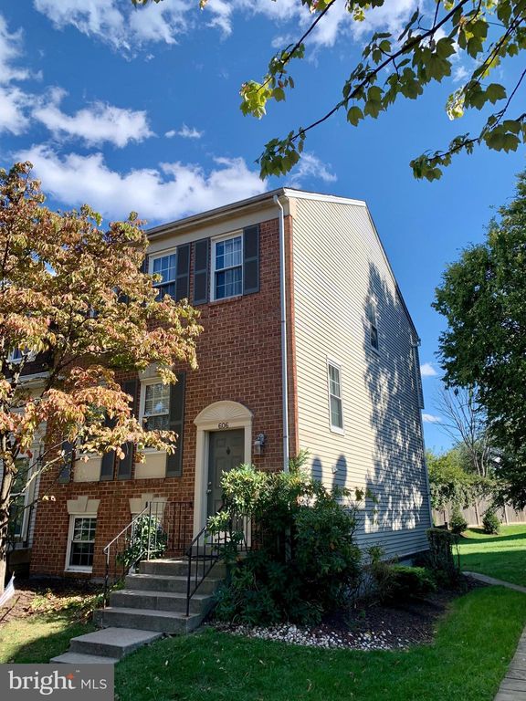 606 Ivy League Ln #24-143, Rockville, MD 20850