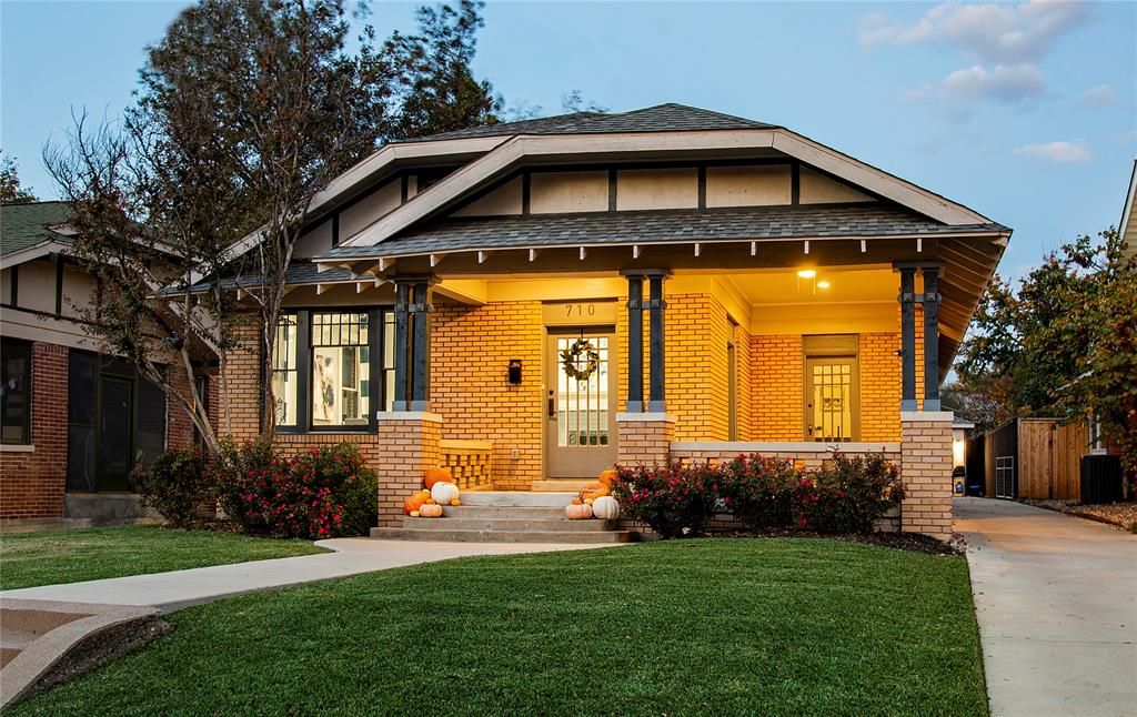 710 Dumas St, Dallas, TX 75214