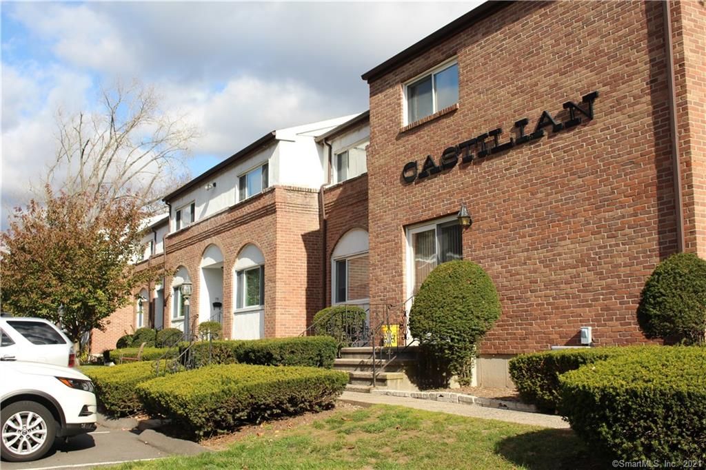 506 King St #13, Bristol, CT 06010