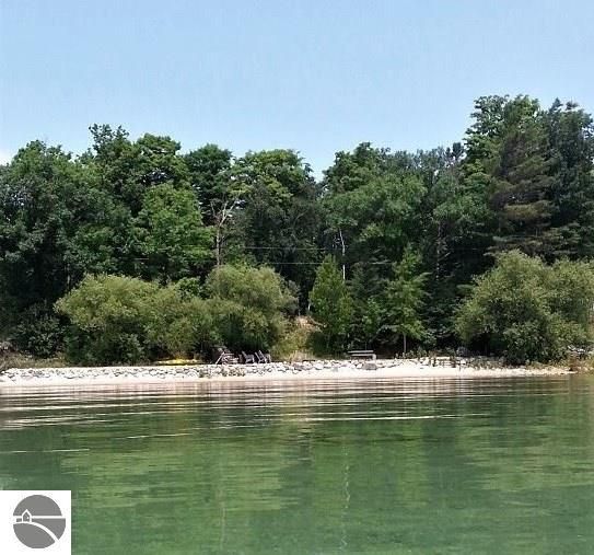 3736 S Lee Point Rd, Suttons Bay, MI 49682 Trulia