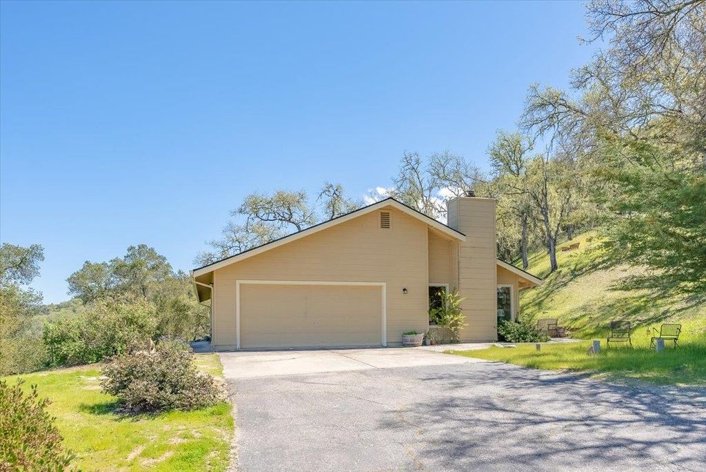 21032 Cachagua Rd, Carmel Valley, CA 93924 Trulia
