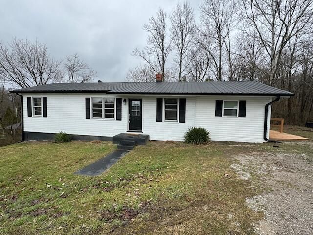 142 Winchester Hill Rd, Stearns, KY 42647