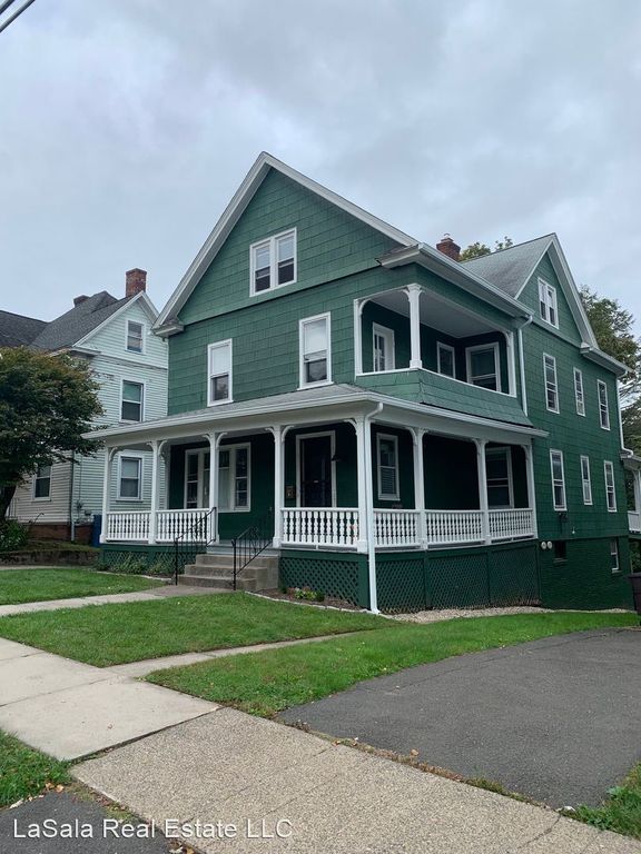 131 Lincoln St #1, New Britain, CT 06052