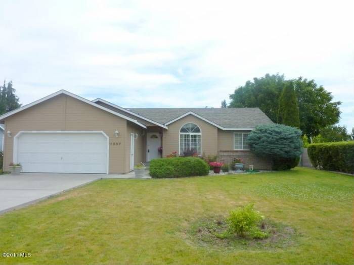 1907 Northfield Pl, Wenatchee, WA 98801