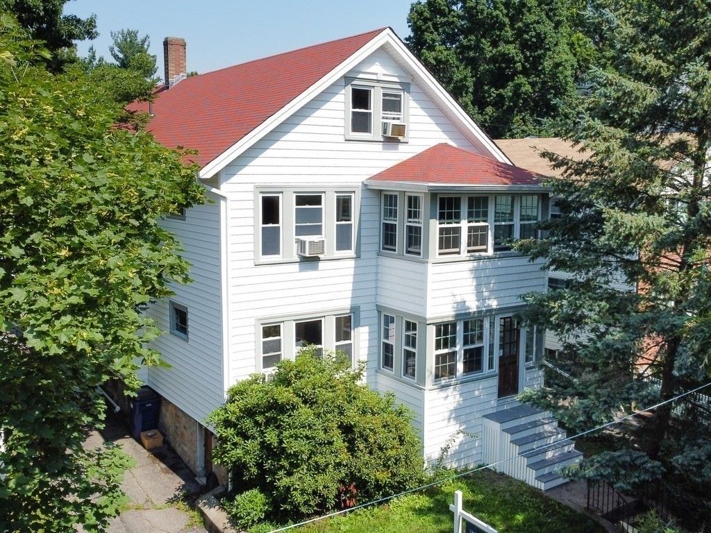 12 Basto Ter #1, Roslindale, MA 02131