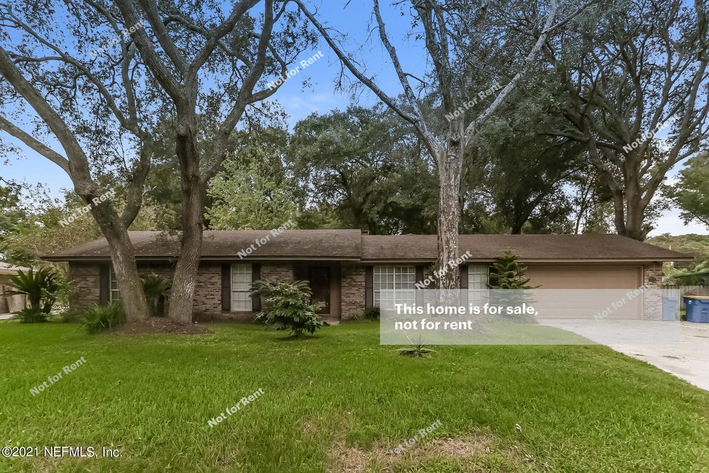 13753 Pleasantview Dr N, Jacksonville, FL 32225