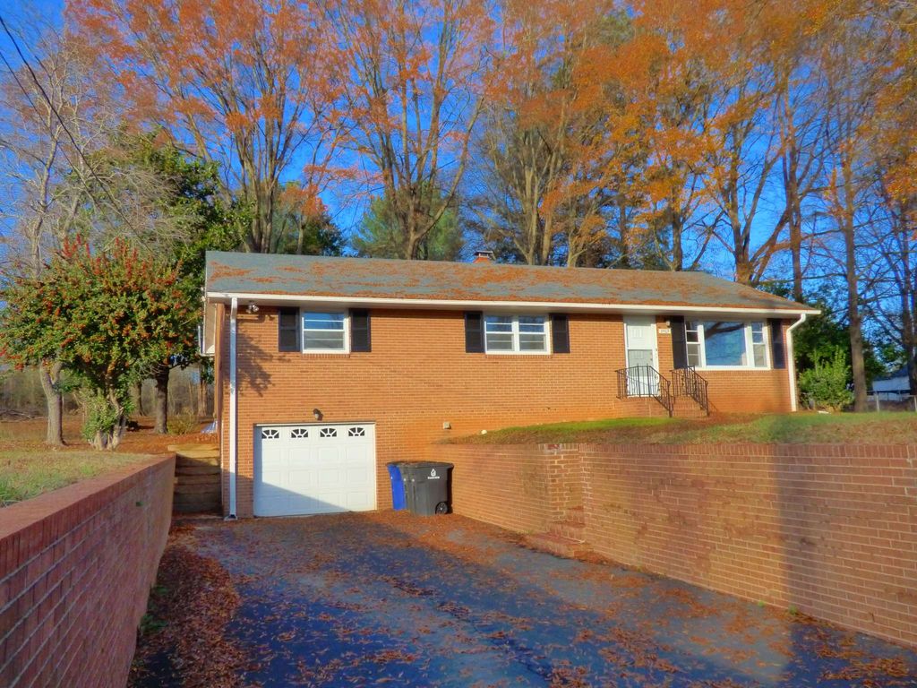 2469 W Clemmonsville Rd, Winston Salem, NC 27127 Trulia