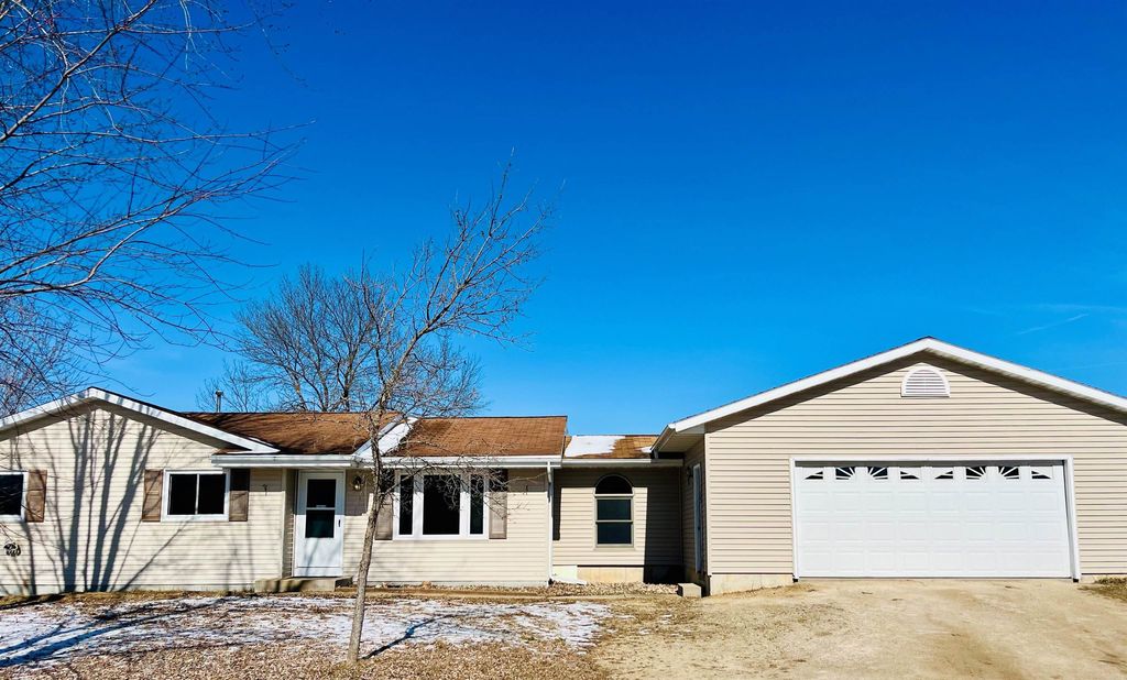 E2344 Parfreyville Rd, Waupaca, WI 54981 MLS 50287607 Trulia