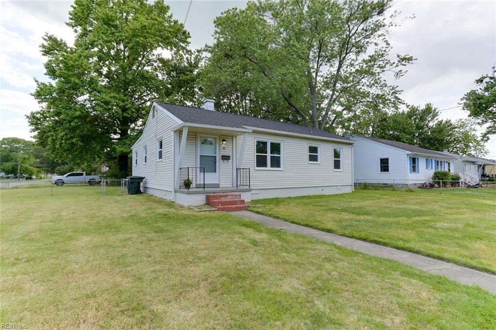18 Aspenwood Dr, Hampton, VA 23666