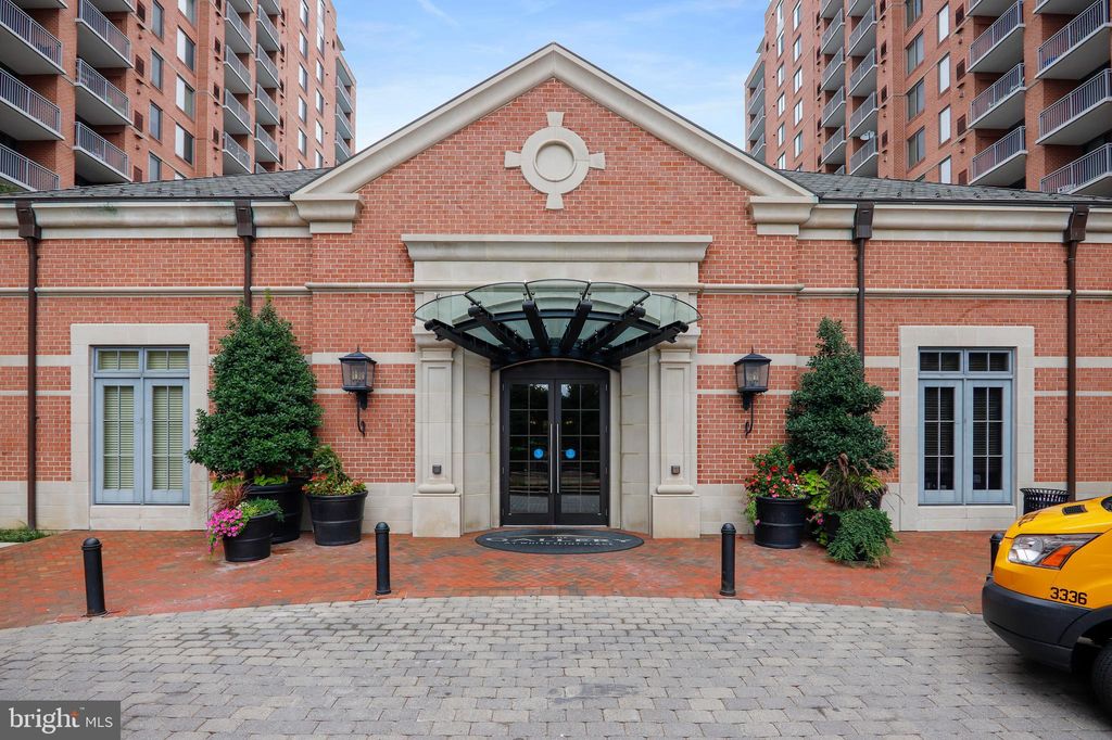 11710 Old Georgetown Rd #404, North Bethesda, MD 20852