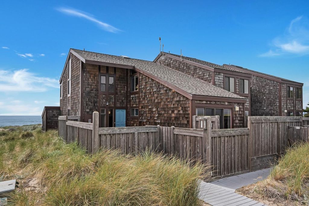 210 Monterey Dunes Way, Moss Landing, CA 95039 SingleFamily Home for