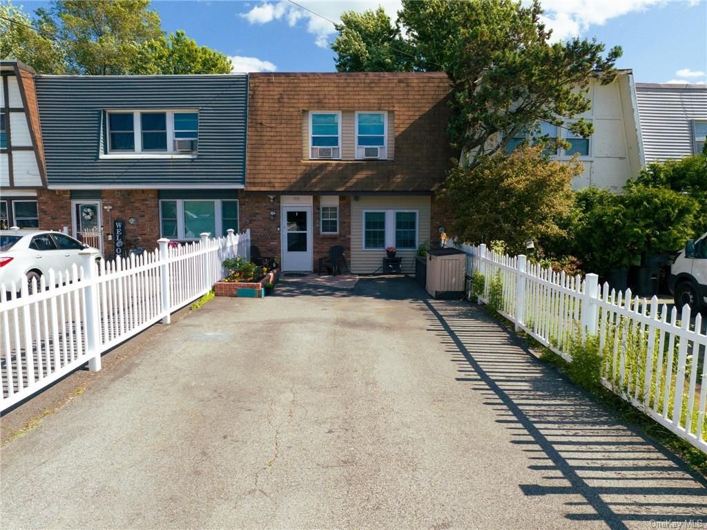 708 Silver Lake Scotchtown Road, Middletown, NY 10941 MLS H6315904