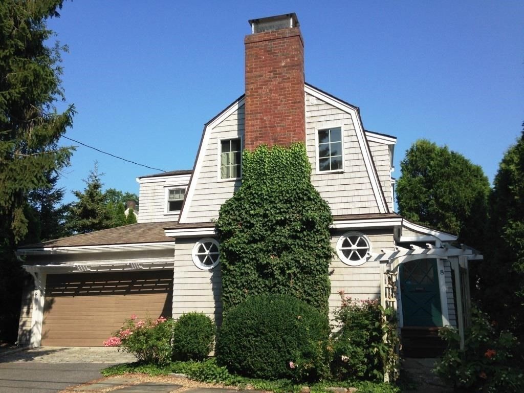 8 Saint Louis Ave, Gloucester, MA 01930