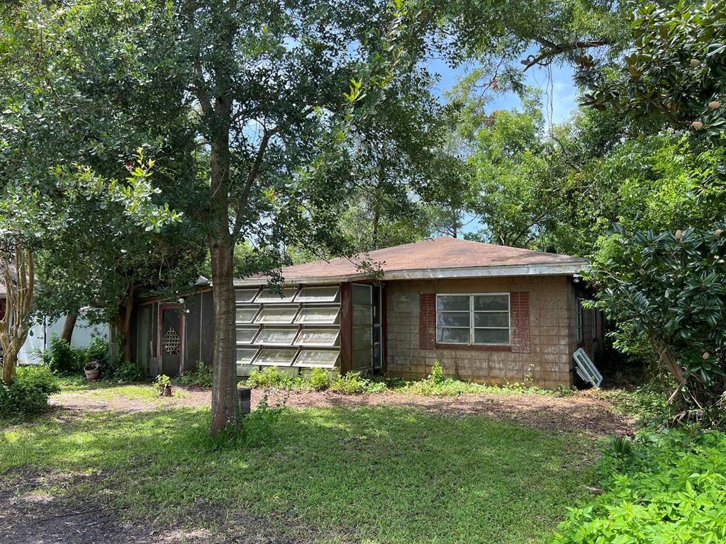 112 11th St, Apalachicola, FL 32320 Trulia