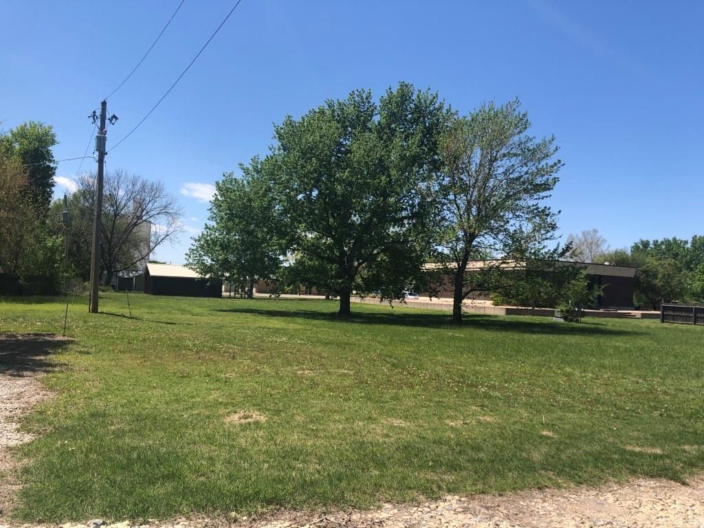 483 E Lincoln St, KS 67456 Trulia