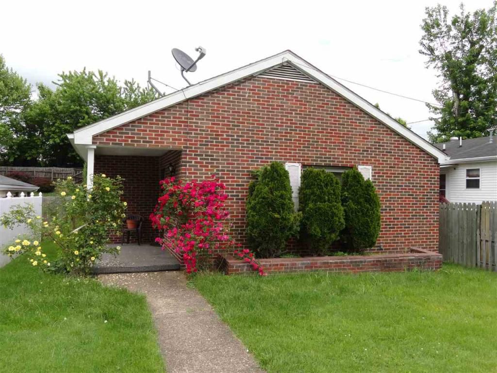 1915 Sycamore St, Kenova, WV 3 Bed, 2 Bath SingleFamily Home 21