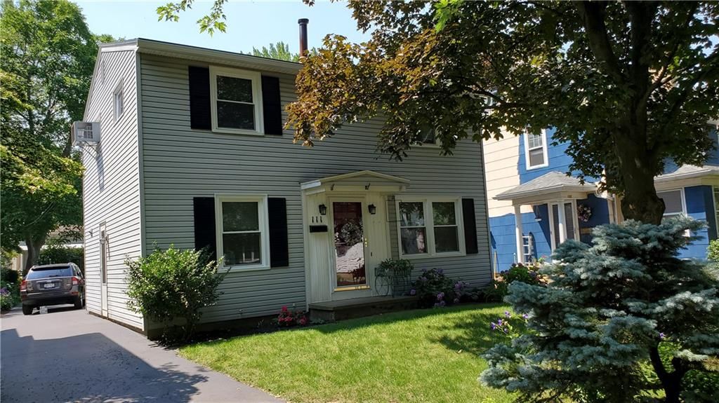 111 Leland Rd, Rochester, NY 14617