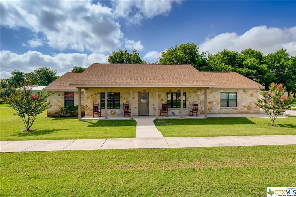 130 Ladybug Ln, Martindale, TX 3 Bed, 2 Bath SingleFamily Home 28
